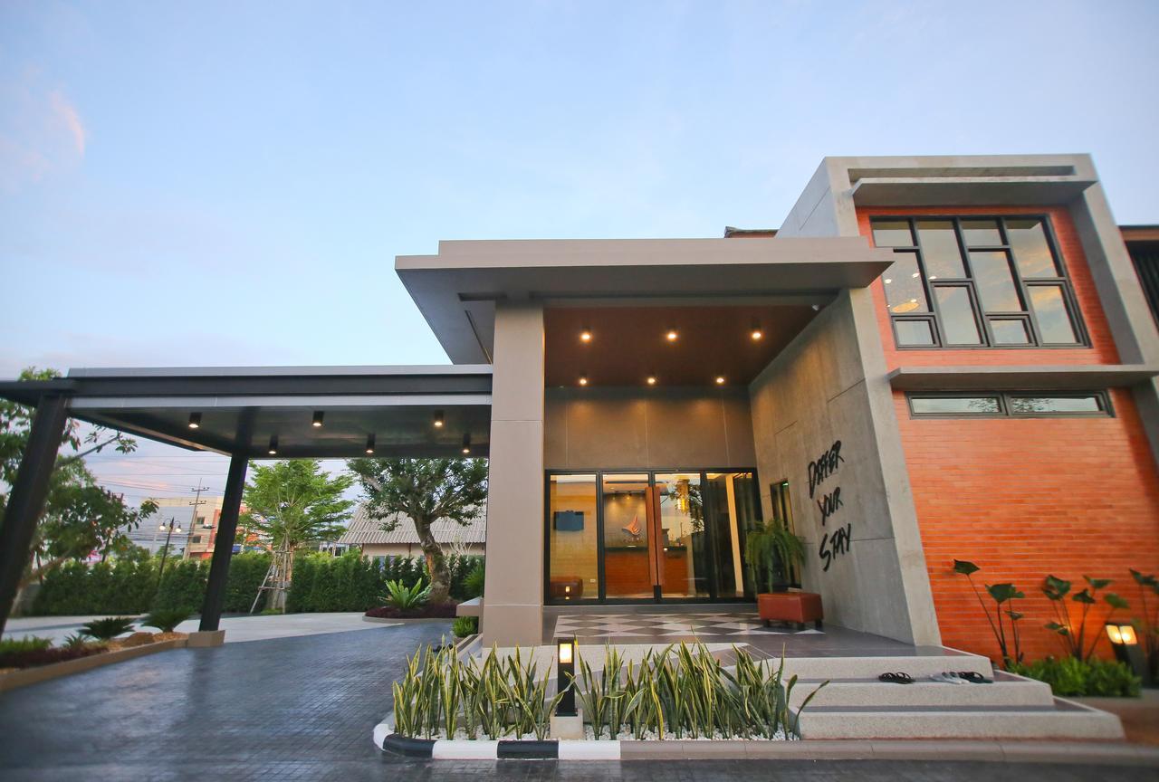 Bunprasop Garden Hotel Nakhon Si Thammarat Exterior photo